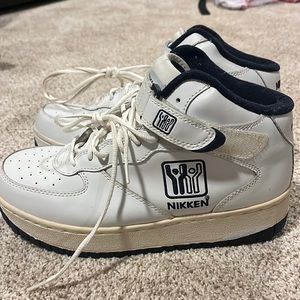 Nikken Women’s 9.5 Shoes